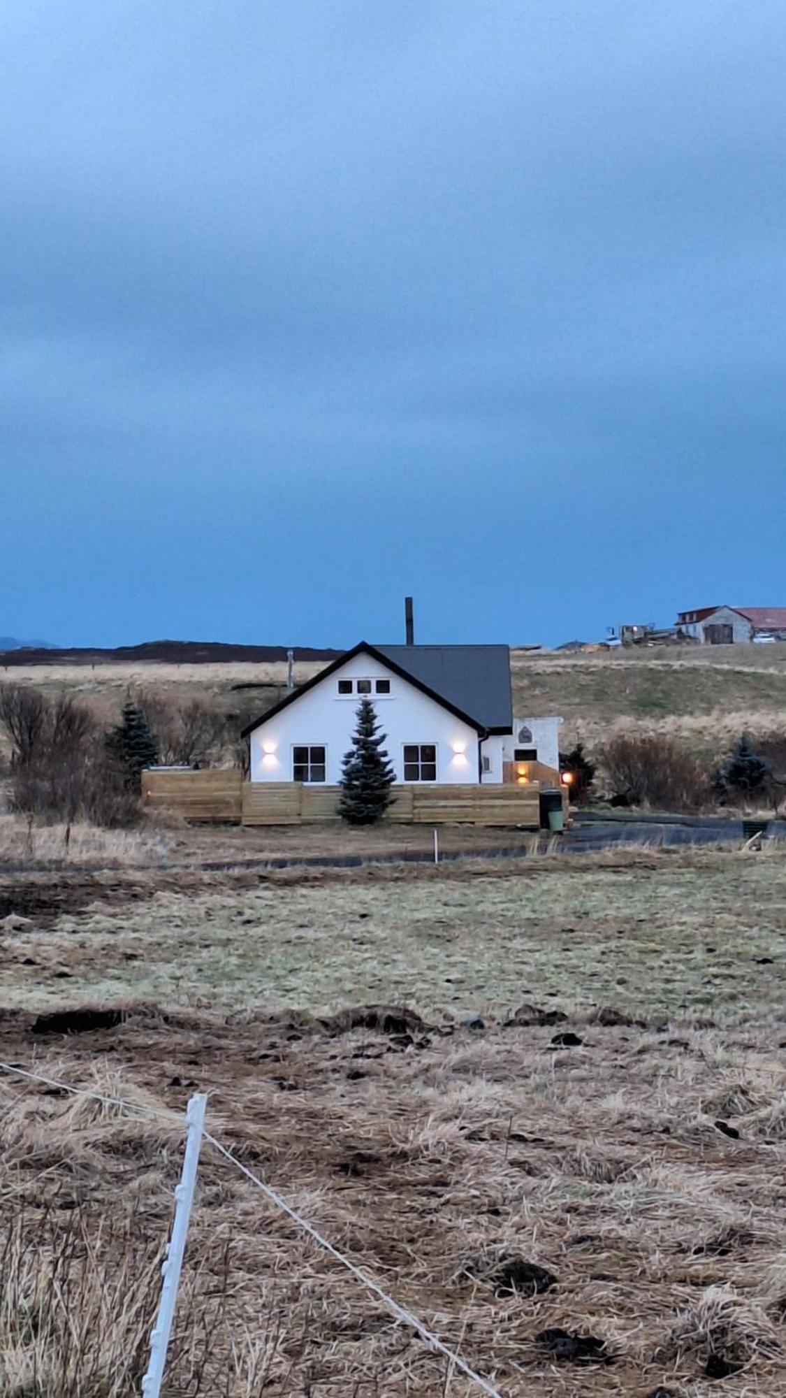 Hallfretharstathir 1 Apartments Egilsstaðir Exterior photo